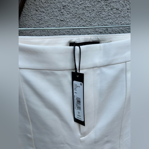 Alice + Olivia BREANN FITTED BLAZER + Walker Pants in Off White Ecru NWT! - Picture 14 of 14